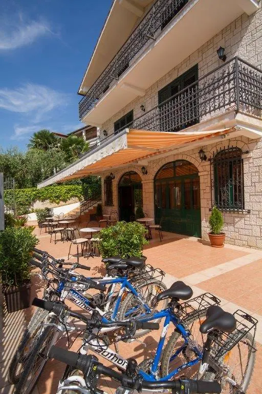 Villa Sveta Eufemija Bed End Breakfast II Rovinj Couette-café