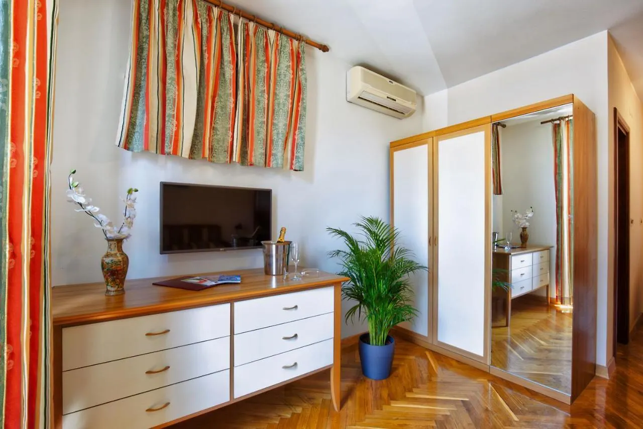 Couette-café Villa Sveta Eufemija Bed End Breakfast II Rovinj