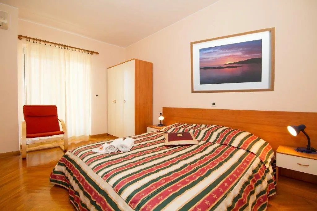 Villa Sveta Eufemija Bed End Breakfast II Rovinj Couette-café